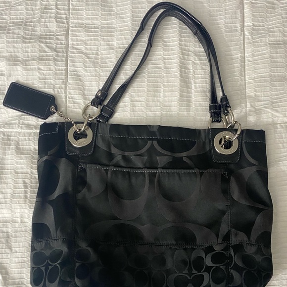 Black Coach tote bag - Picture 2 of 4